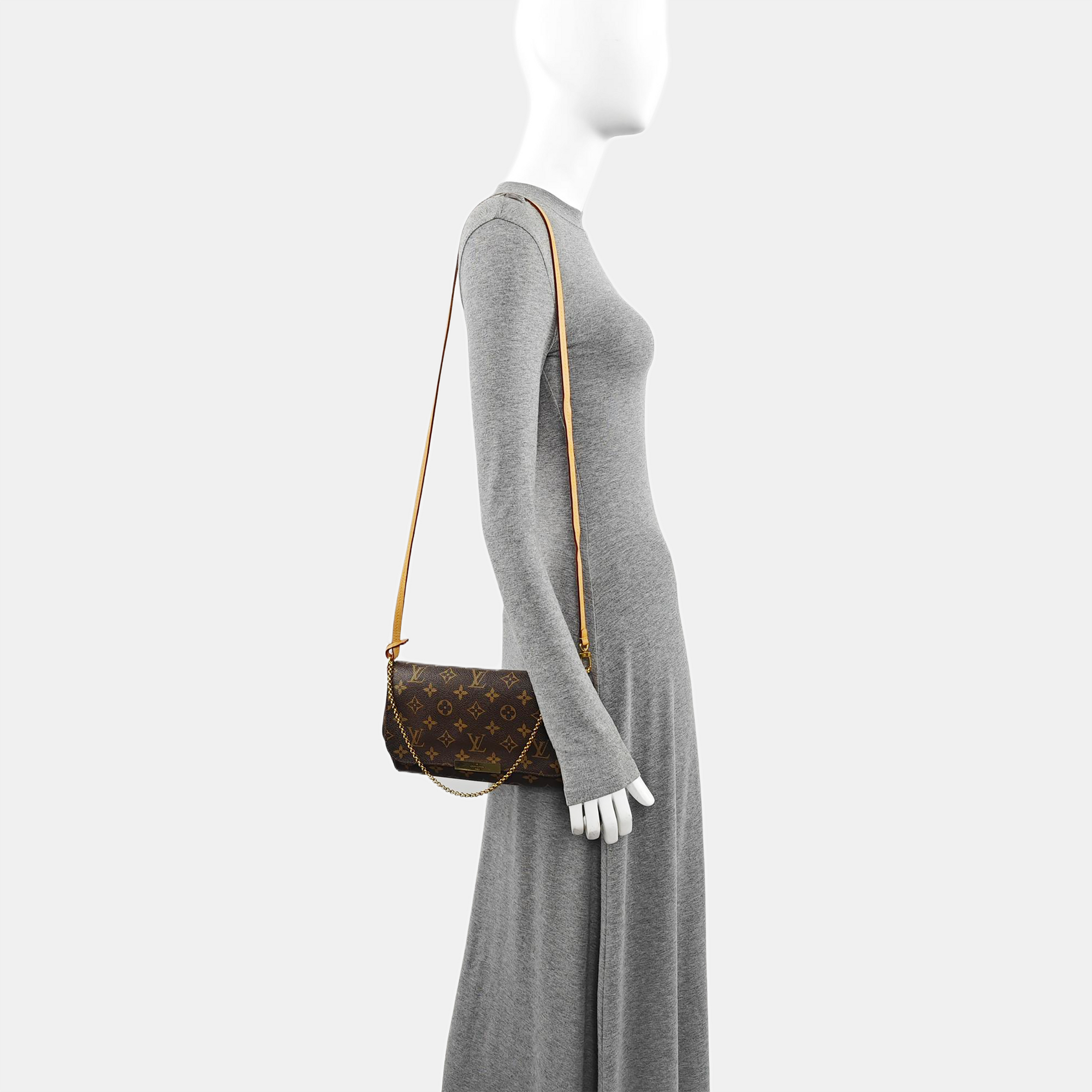 FAVORITE MM Monogram Coated Canvas Brown