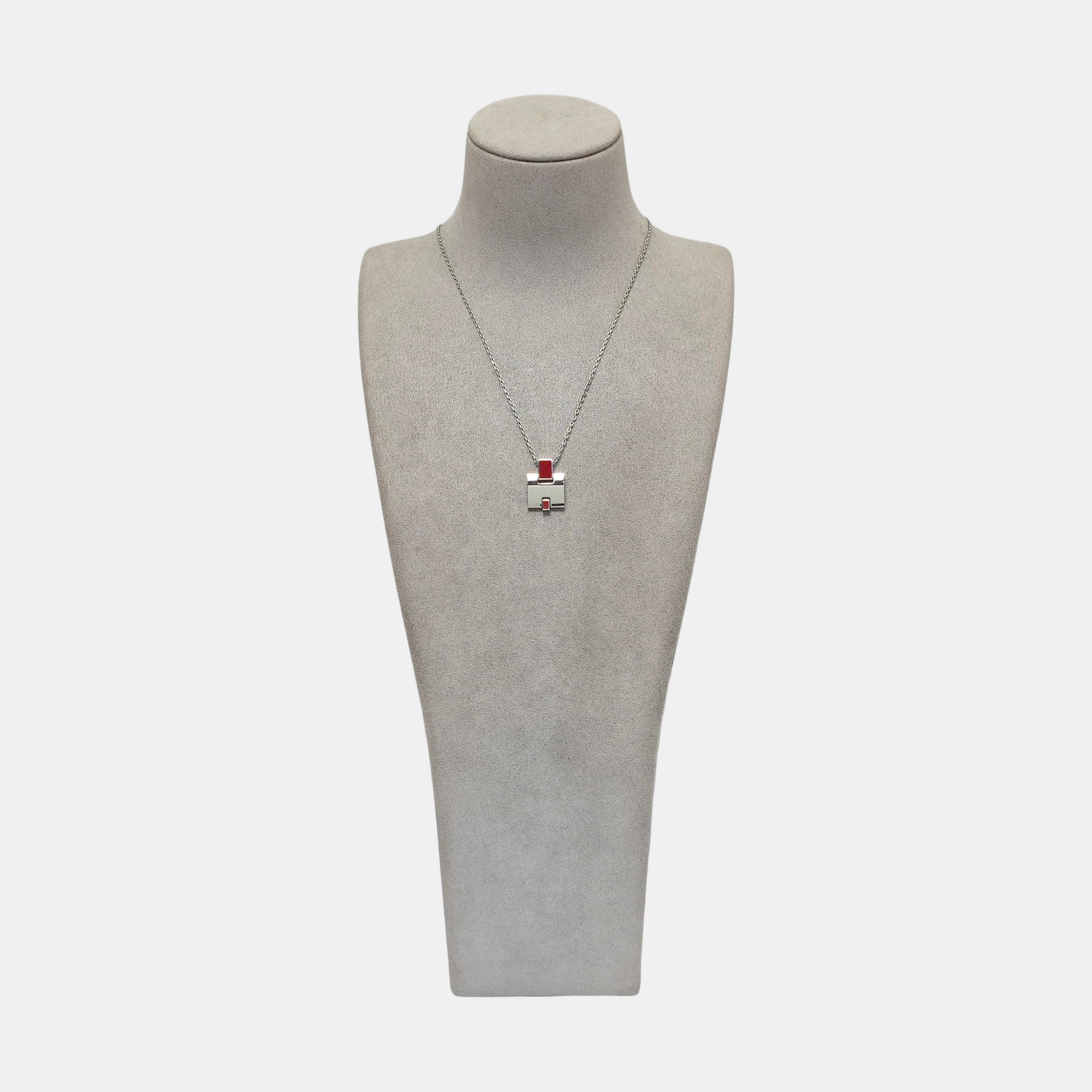 Eileen Metal Silver Necklace
