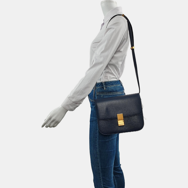 Authenticated pre-owned  CLASSIC BOX Medium Calfskin Blue - Crossbody Bag at Looply