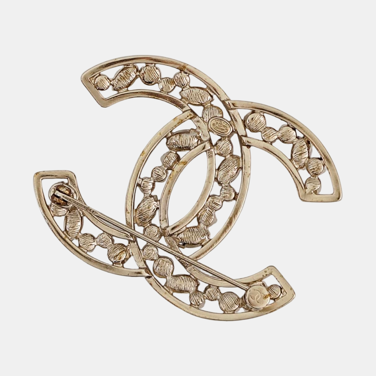 CC Logo Metal Gold Brooch
