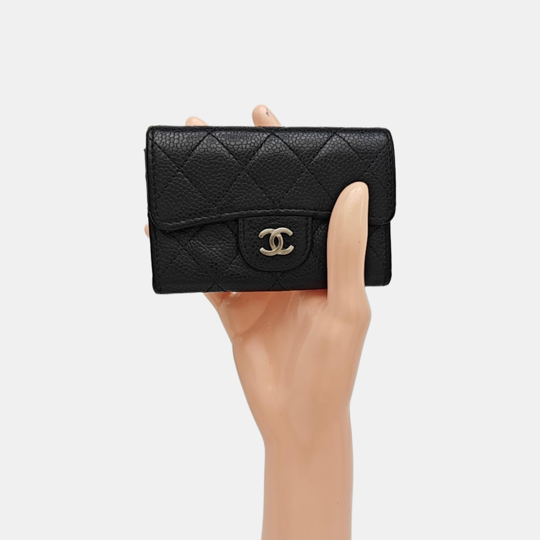 CLASSIC FLAP Quilted Grained Calfskin Black Card Holder