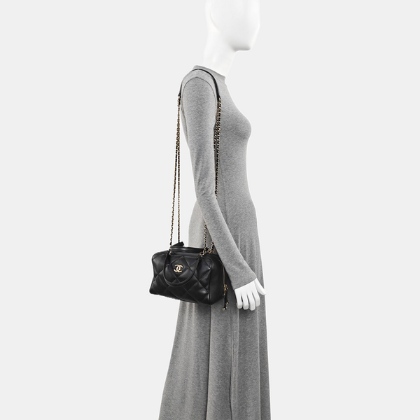 Quilted Lambskin Shoulder Bag Black