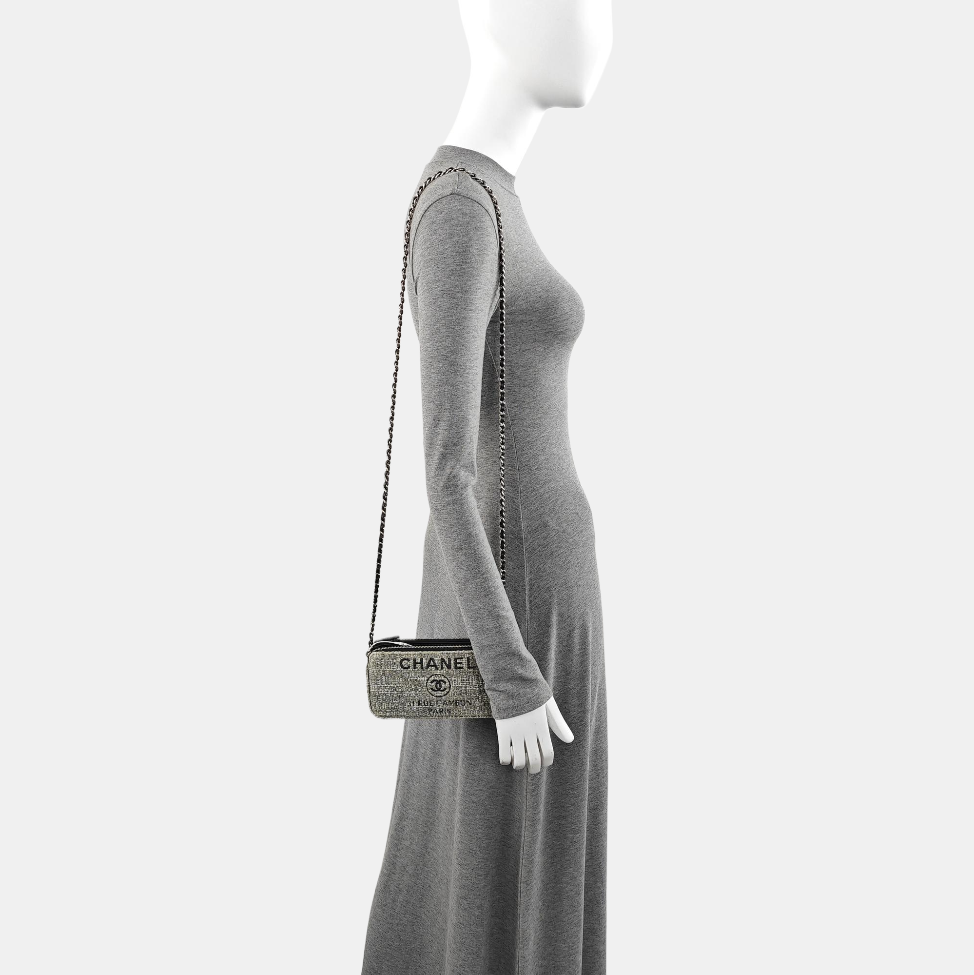 Authenticated pre-owned  DEAUVILLE Fabric Grey - Shoulder Bag at Looply