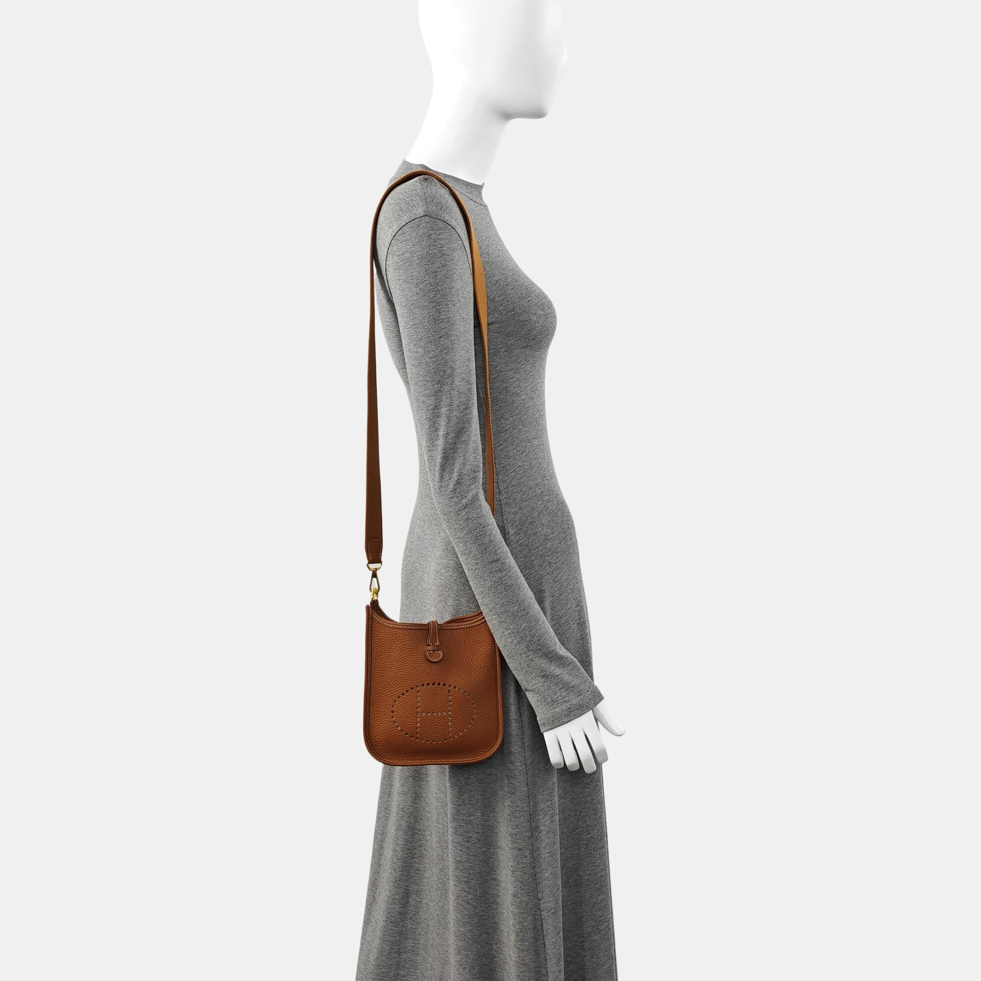 Evelyne TPM Clemence Brown