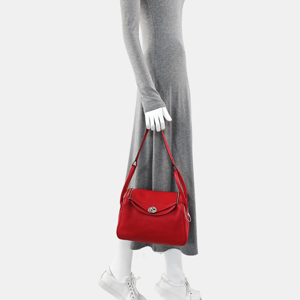 Lindy 26 Clemence Rojo
