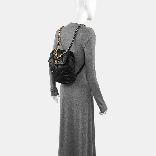 CHANEL 19 Mini Quilted Lambskin Black