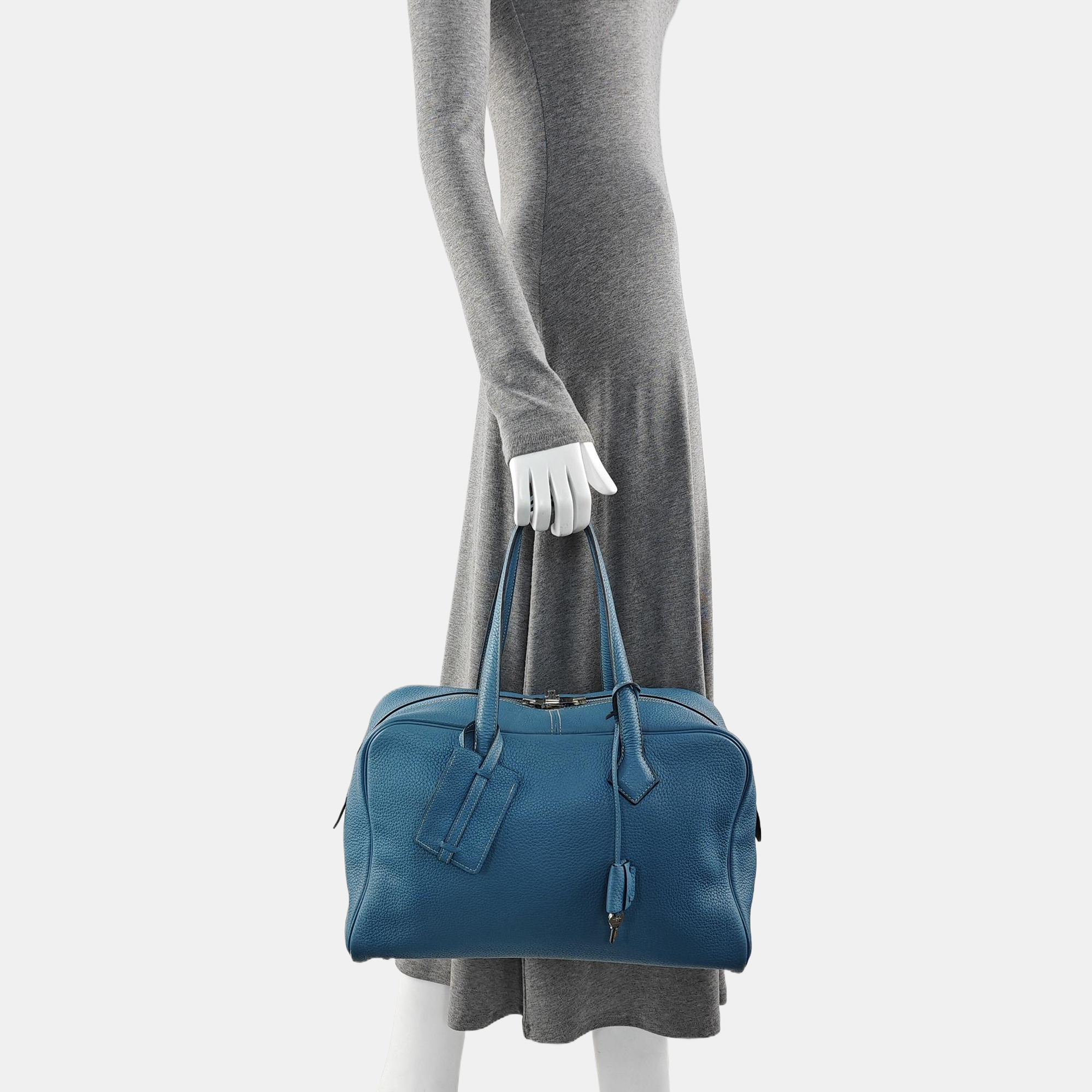 Victoria 35 Clemence Blue