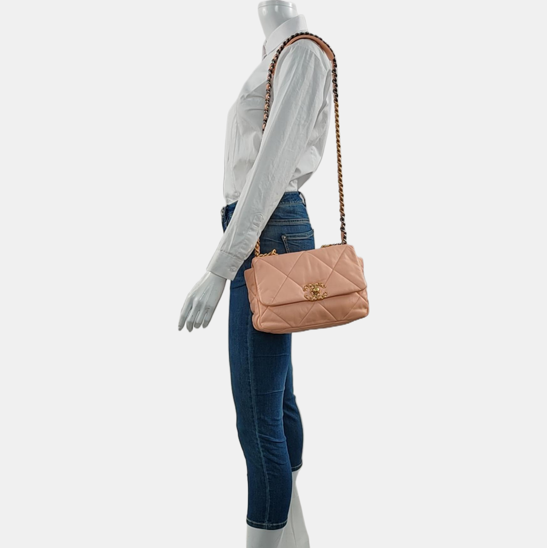 CHANEL 19 Small Quilted Lambskin Pink