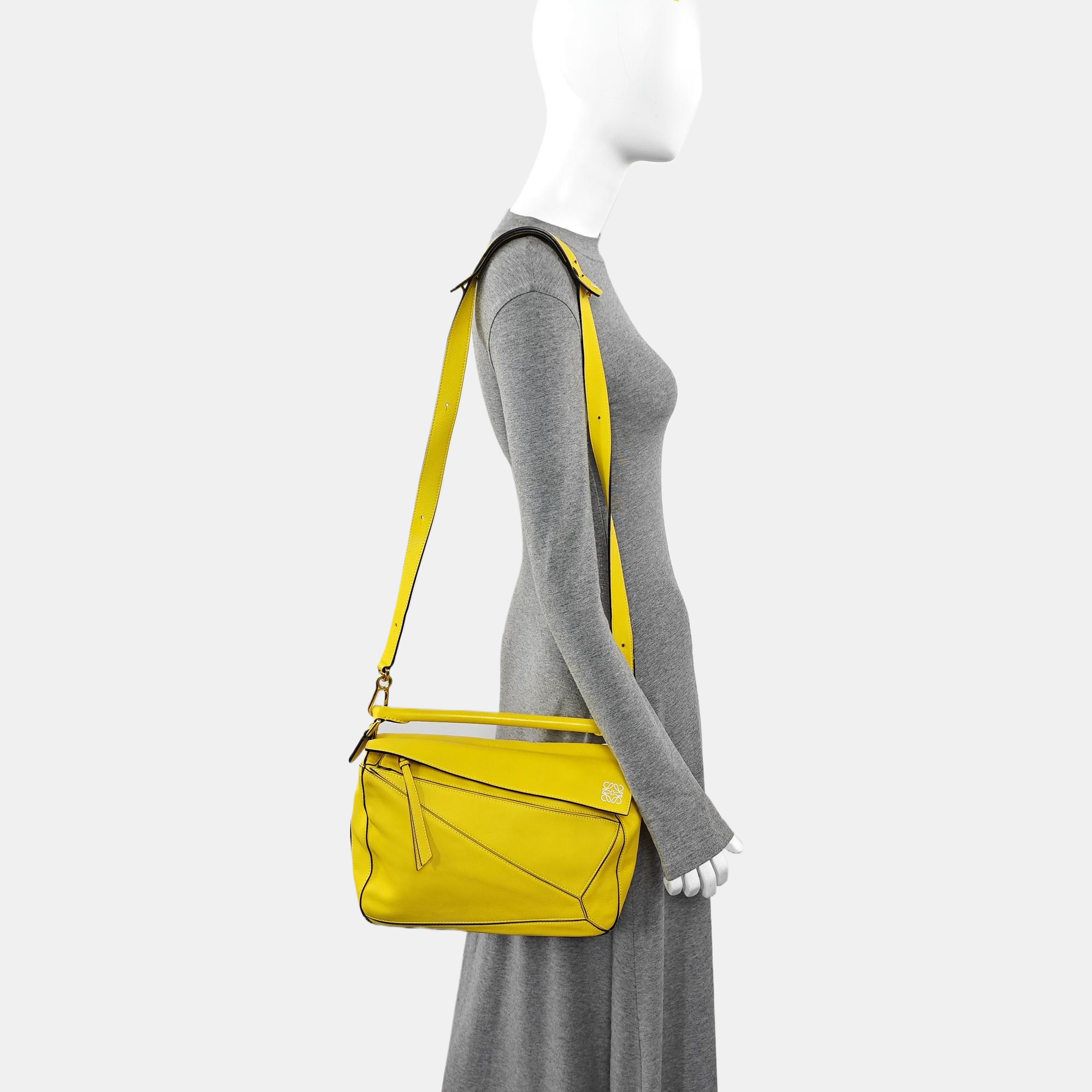 Puzzle Medium Calfskin Yellow