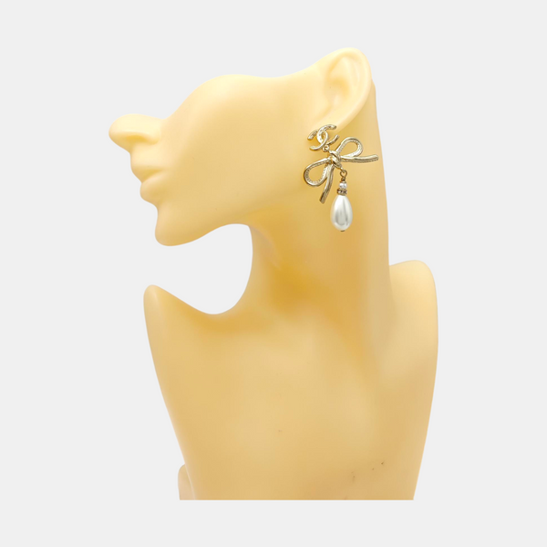 CC Logo Metal Gold Stud Earrings
