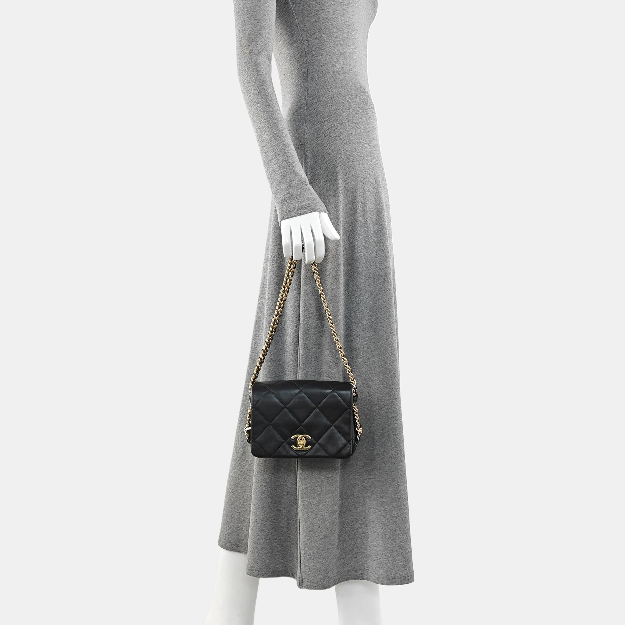 Quilted Calfskin Shoulder Bag Black