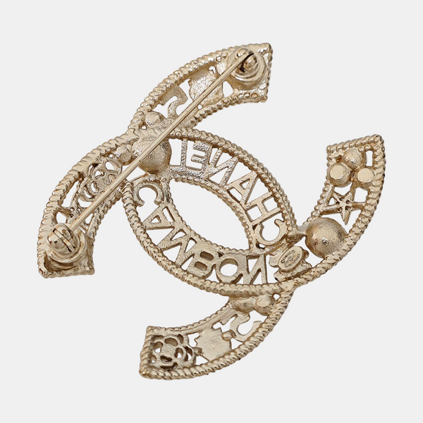 CC Logo Metal Gold Brooch