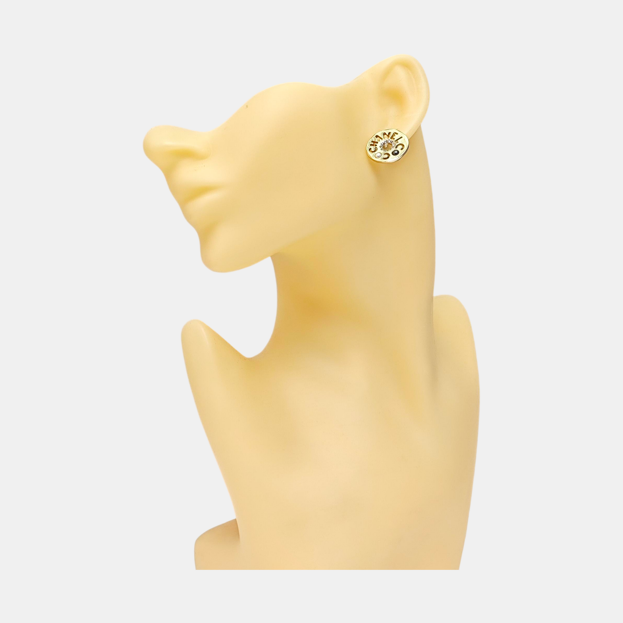 Metal Gold Stud Earrings