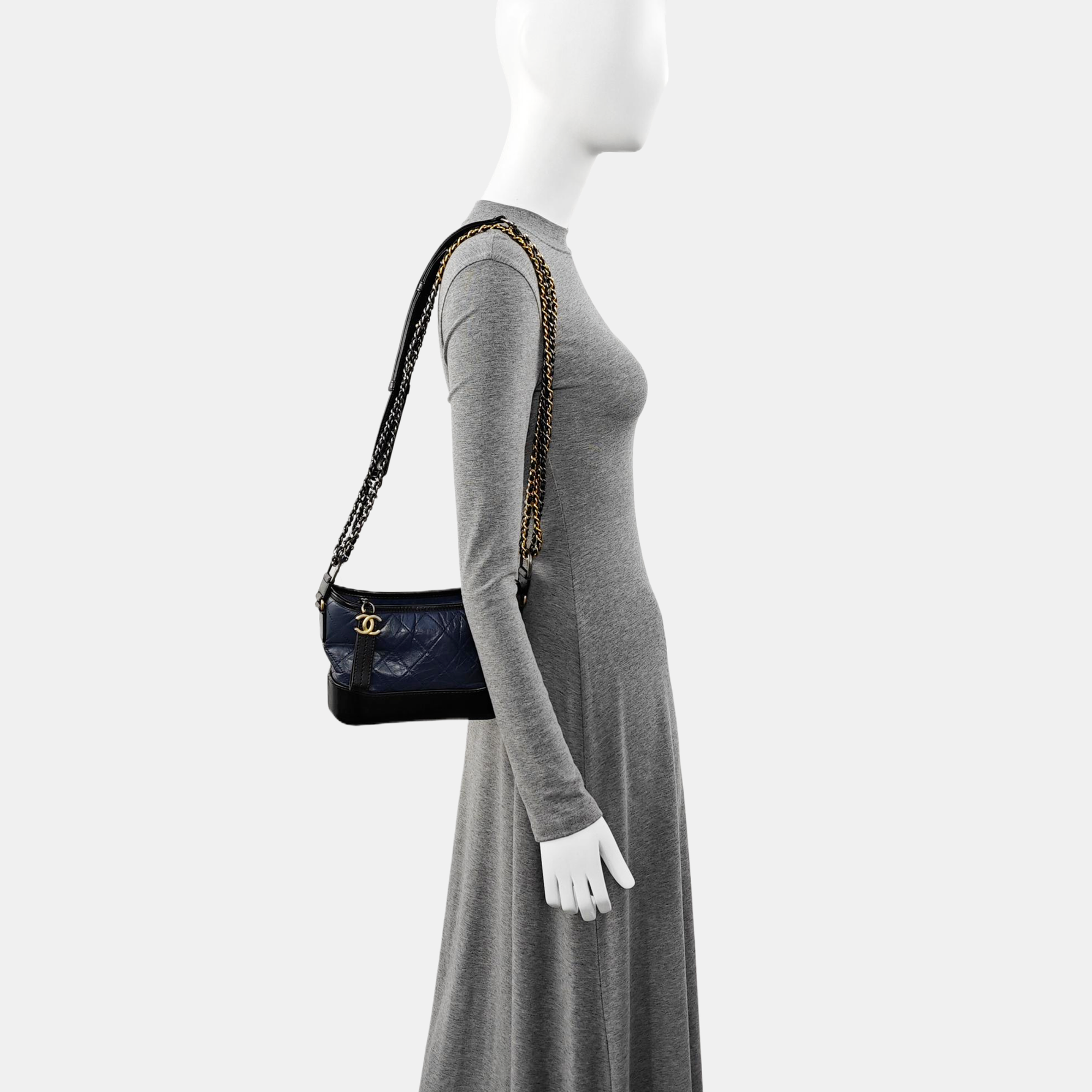 Authenticated pre-owned  GABRIELLE Quilted Calfskin Blue - Shoulder Bag at Looply