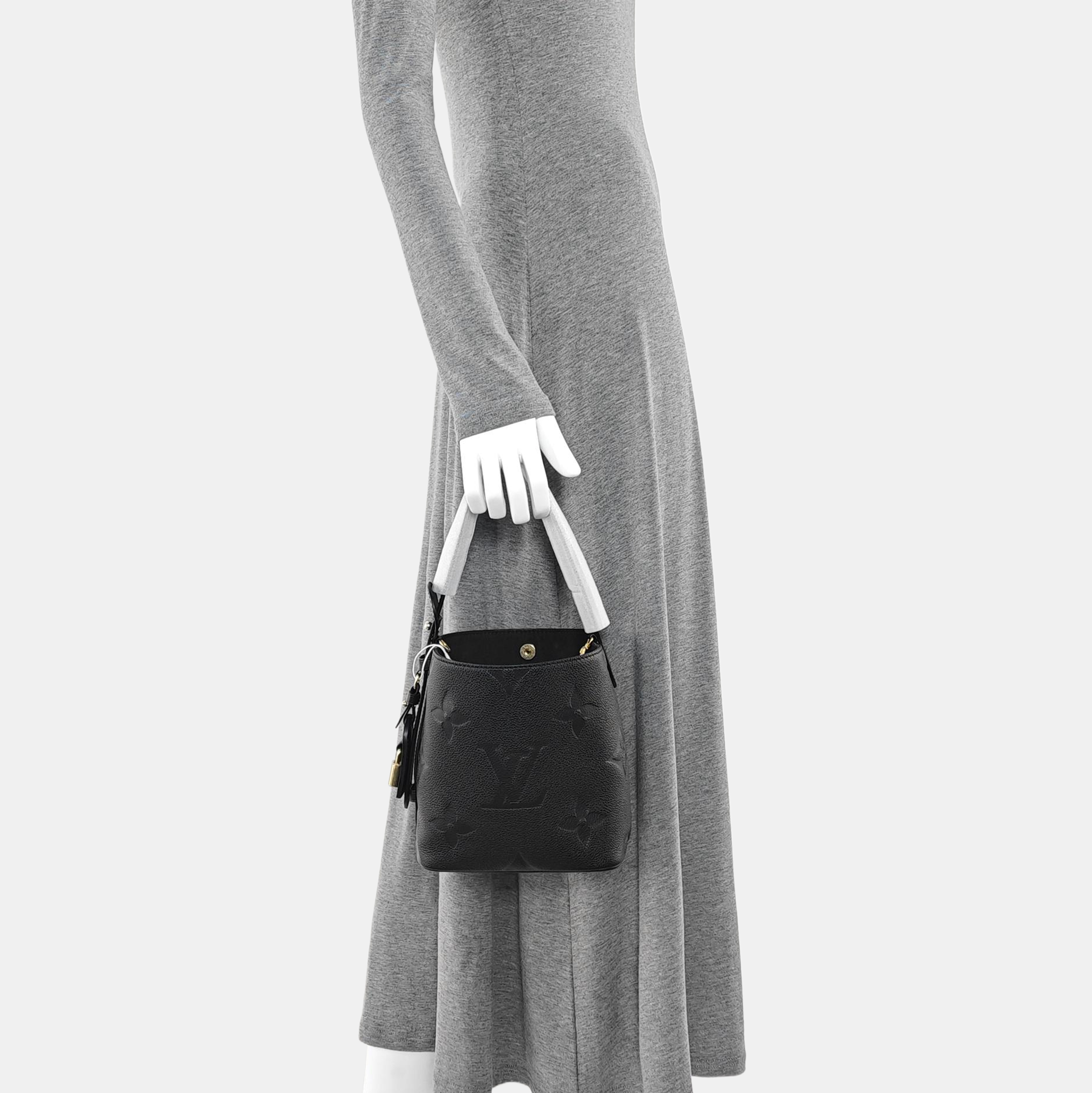 ALL IN Calfskin Black