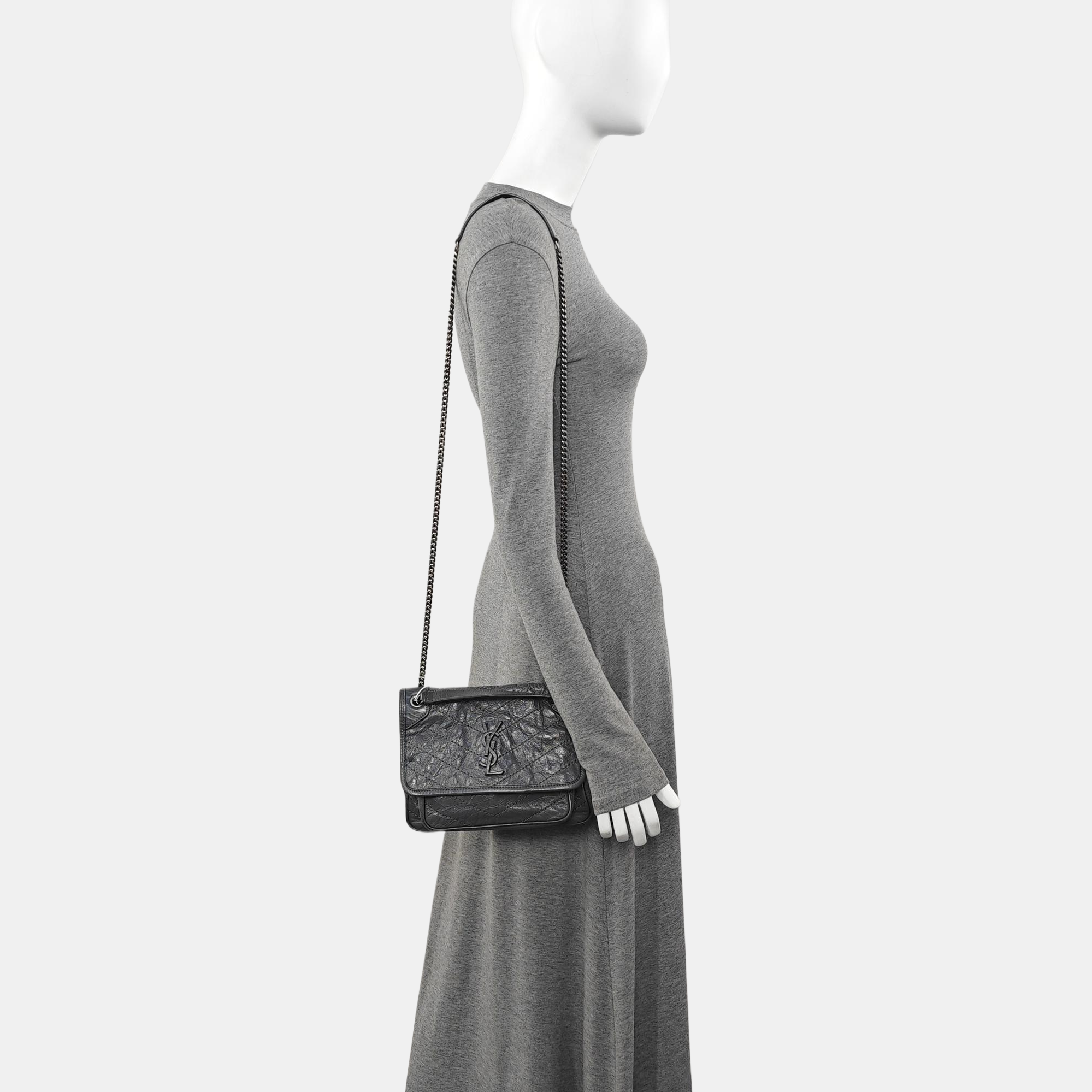 NIKI Small Chevron Calfskin Gray