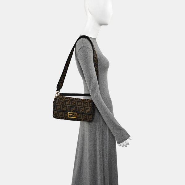 Baguette Medium Canvas Brown
