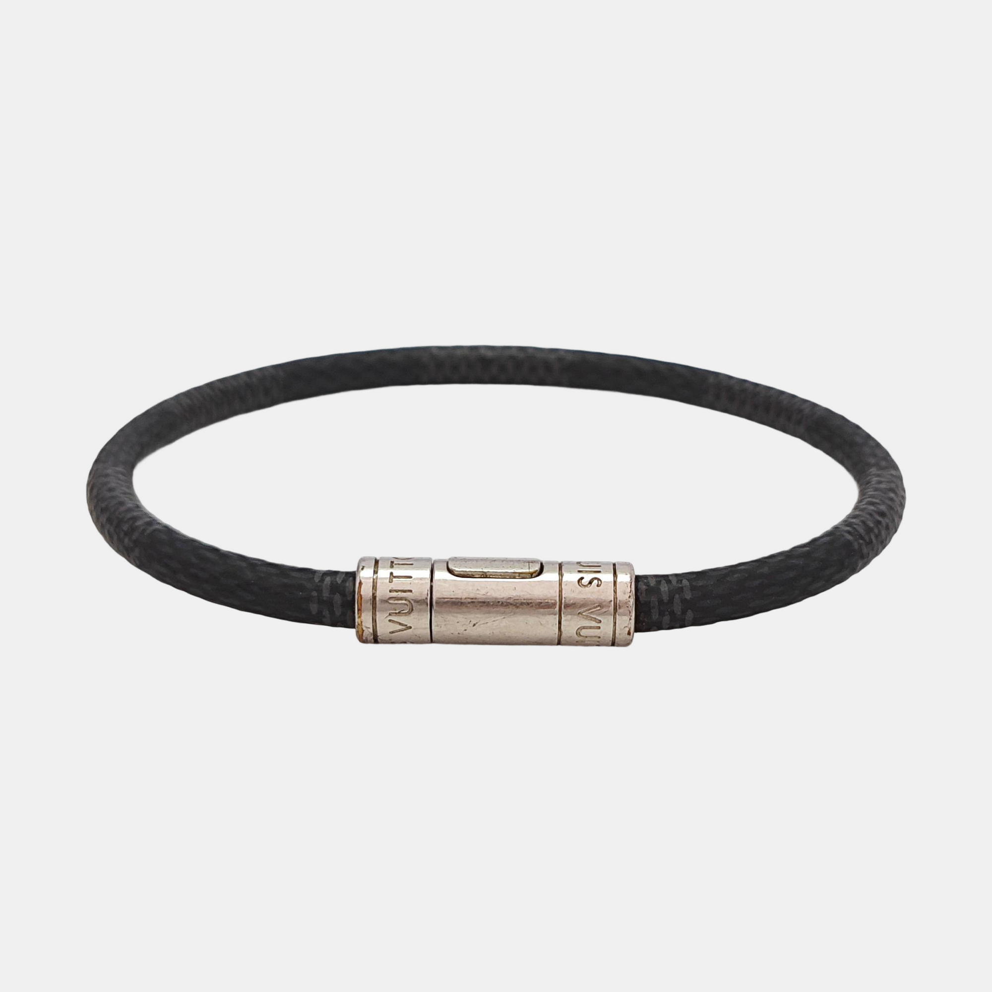 KEEP IT Metal Black Bangle