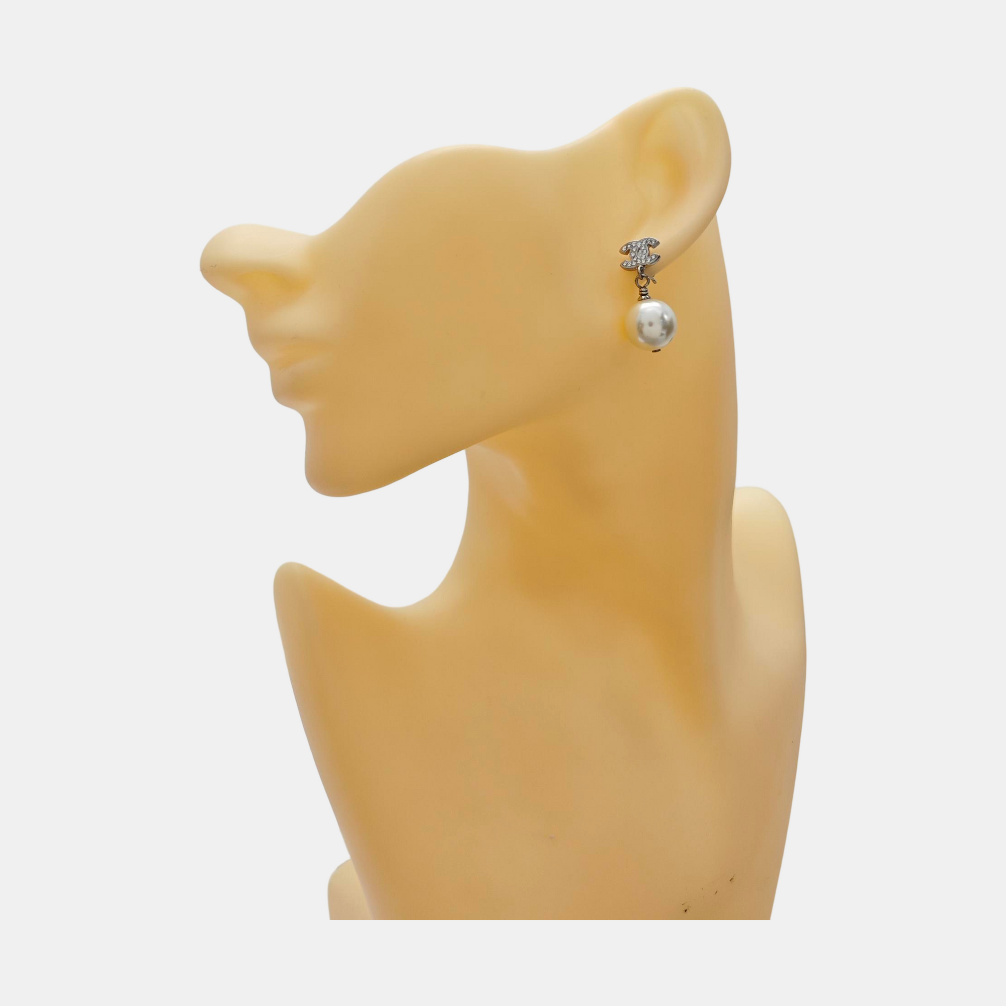 CC Logo Metal Silver Stud Earrings