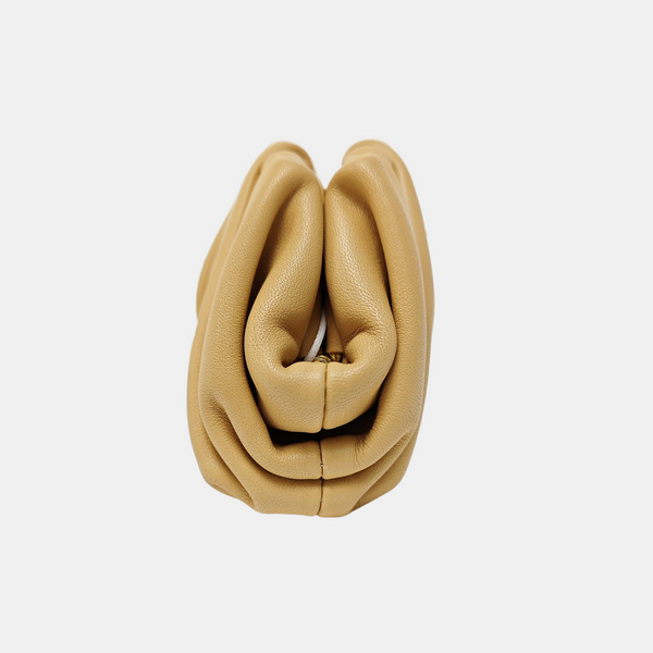 The Pouch Calfskin Beige