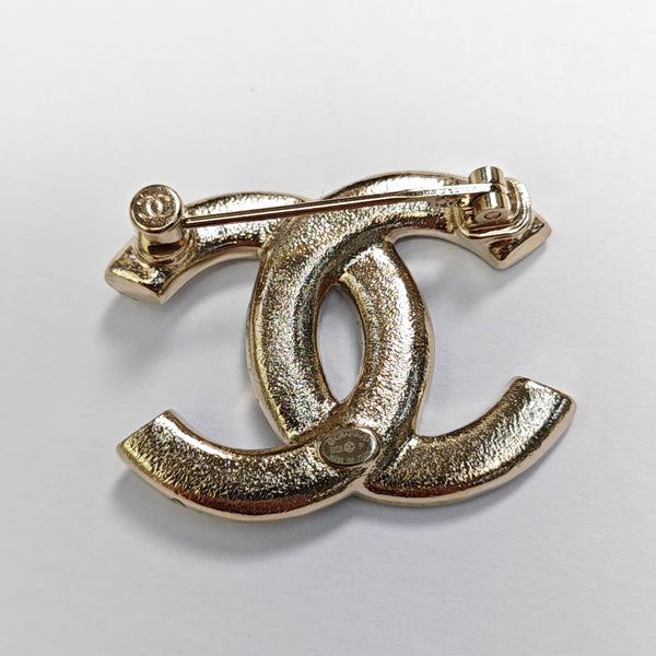 CC Logo Metal Gold Brooch