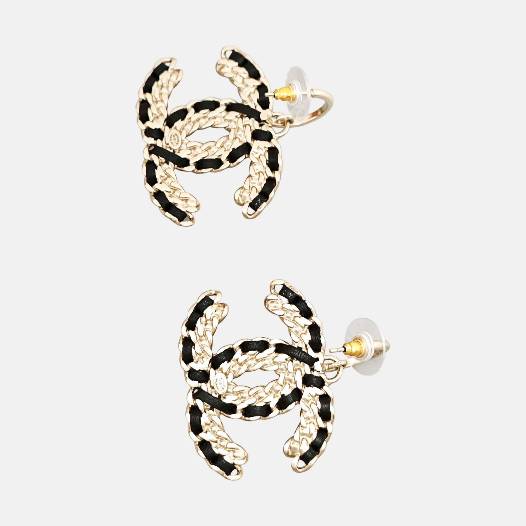 CC Logo Metal Black Earrings