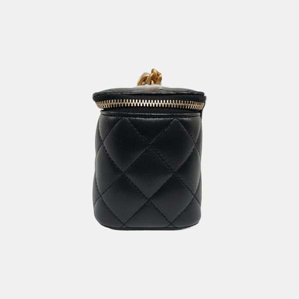 Authenticated pre-owned  VANITY CASE Medium Quilted Lambskin Black - Crossbody Bag at Looply