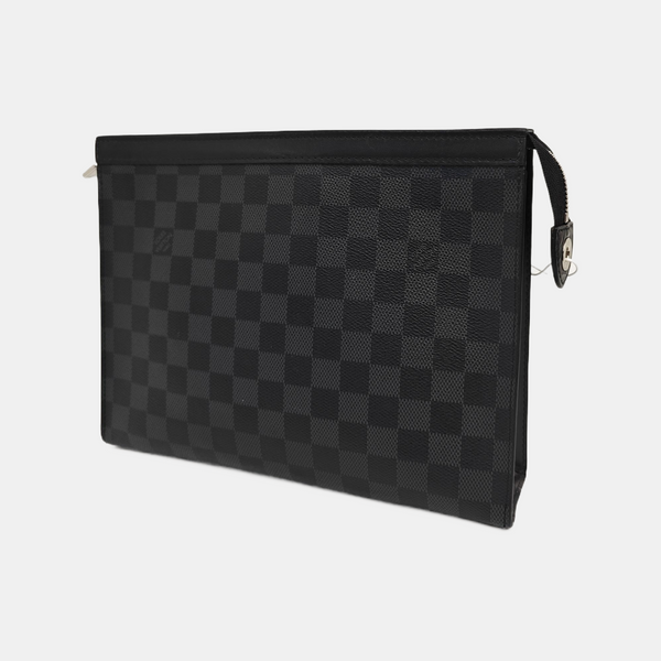 Pochette Voyag MM Damier Graphite Coated Canvas Gray