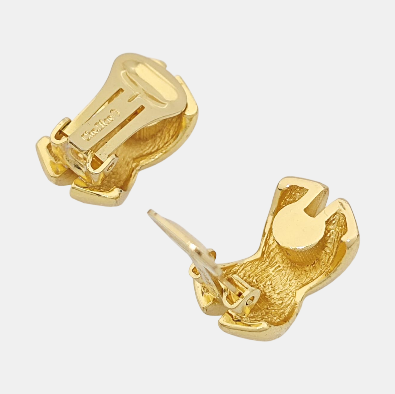 Twist Round Metal Gold Clip On Earrings