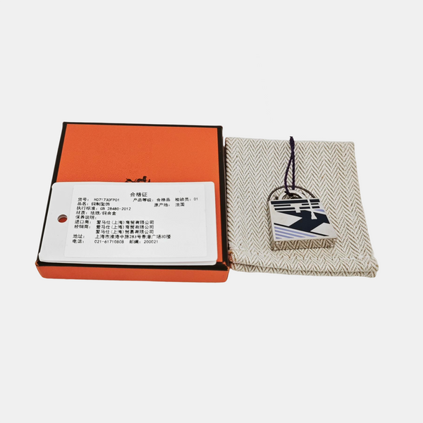 Colgante de metal plateado Kelly Laque H de Curiosite
