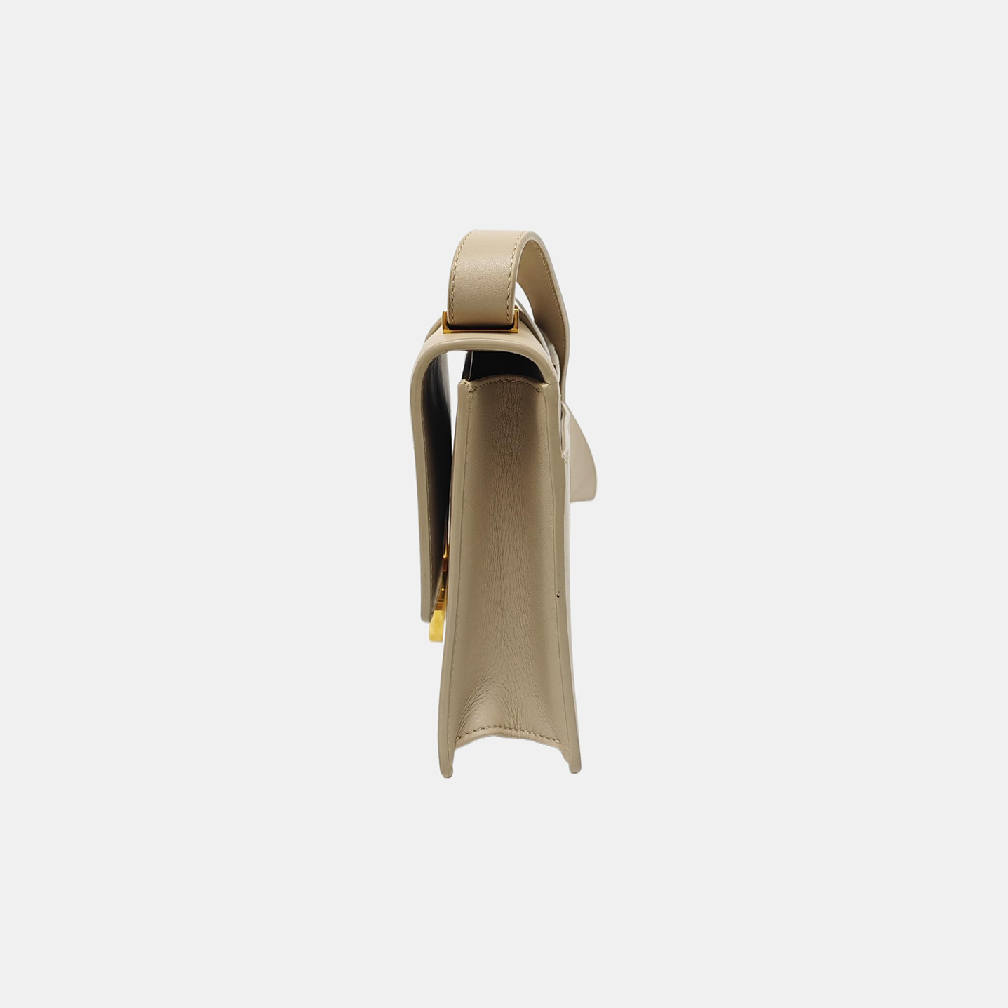 30 Montaigne Small Calfskin Beige