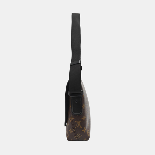 MAGNETIC Monogram Coated Canvas Brown