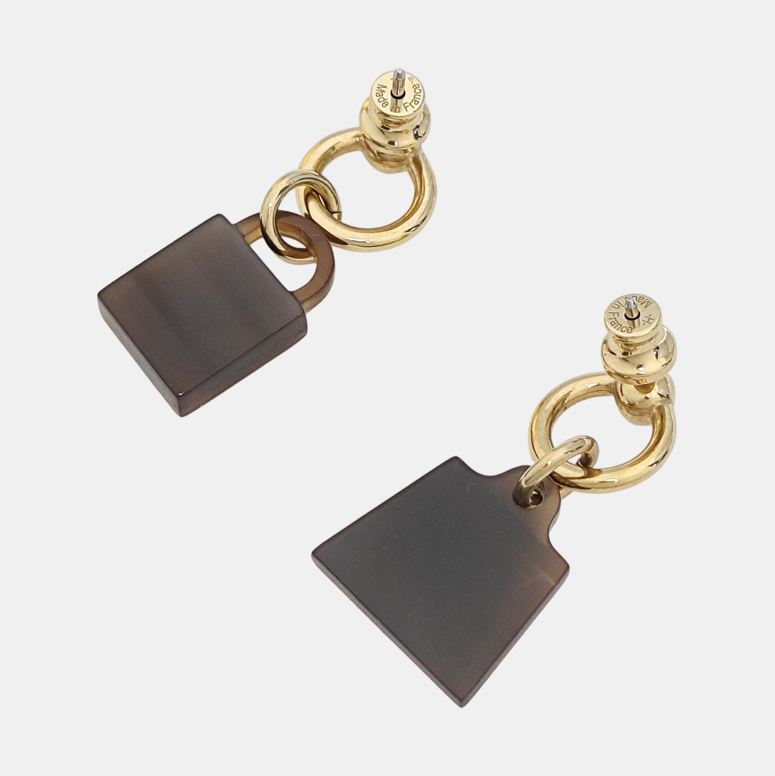 Amulette Maroquinier Metal Gold Earrings
