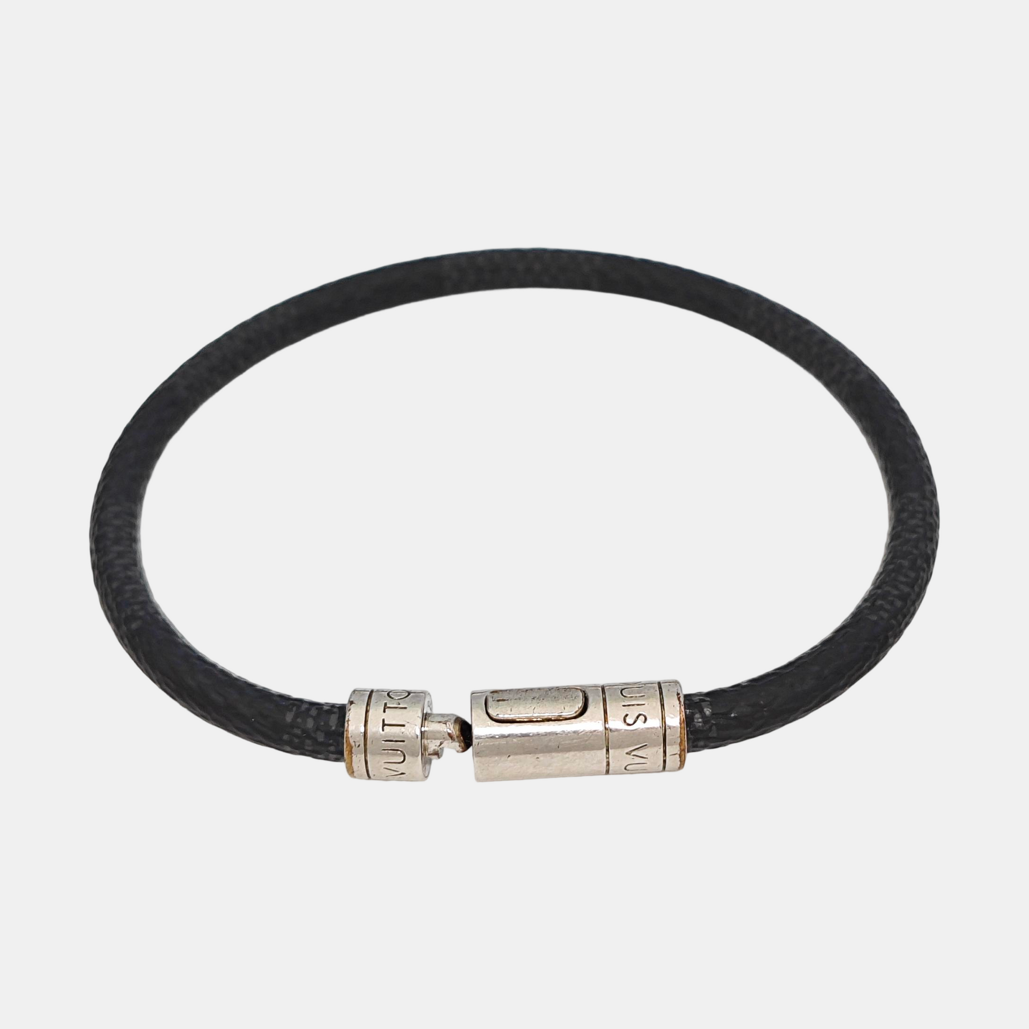 KEEP IT Metal Black Bangle