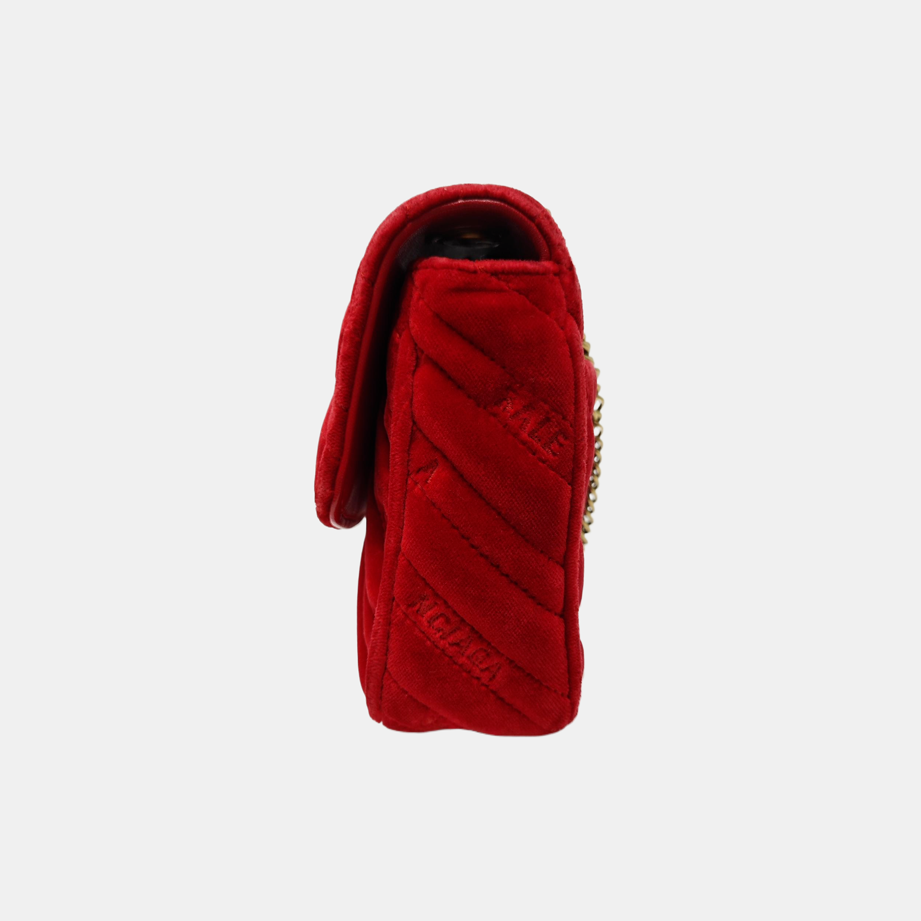 BB Velvet Red