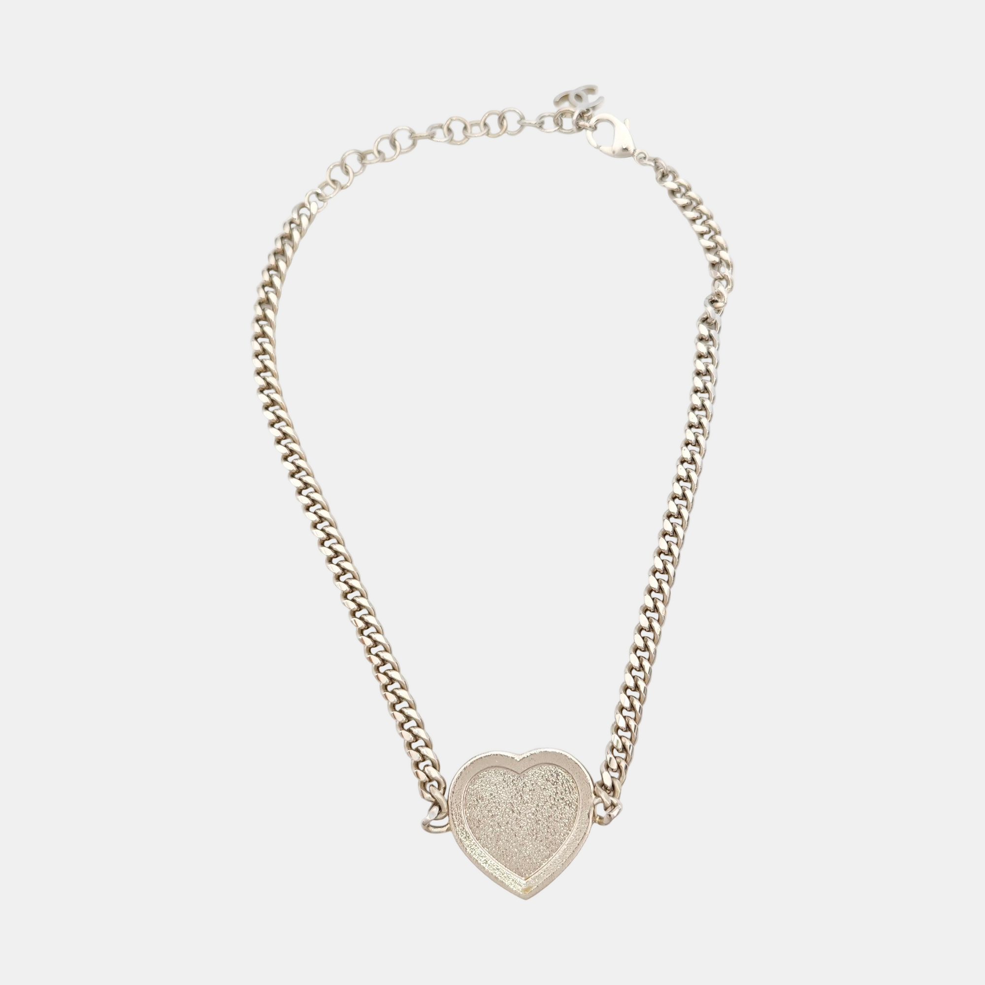 Authenticated pre-owned  Silver Tone Metal Silver Necklace - Necklace at Looply
