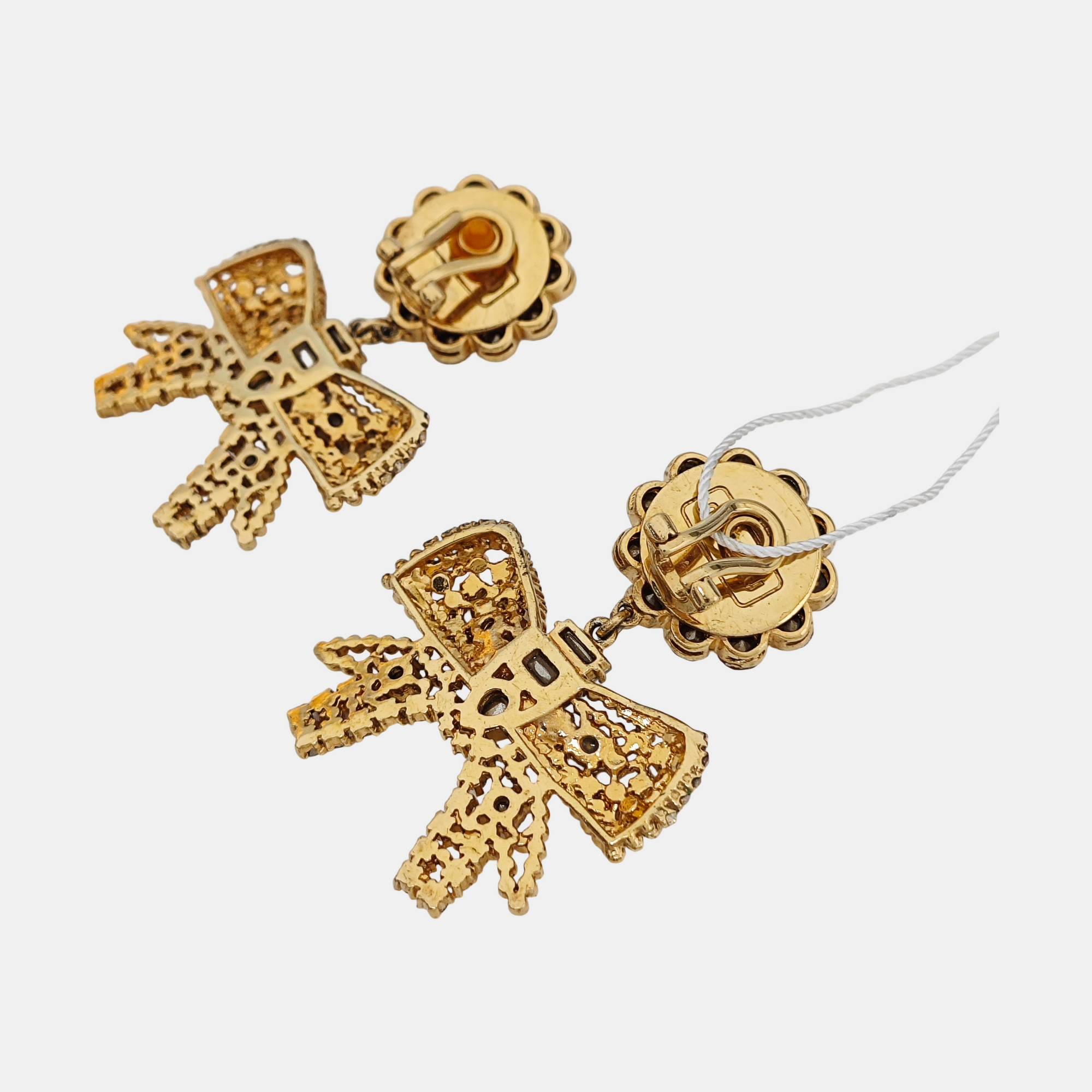 Metal Gold Clip On Earrings