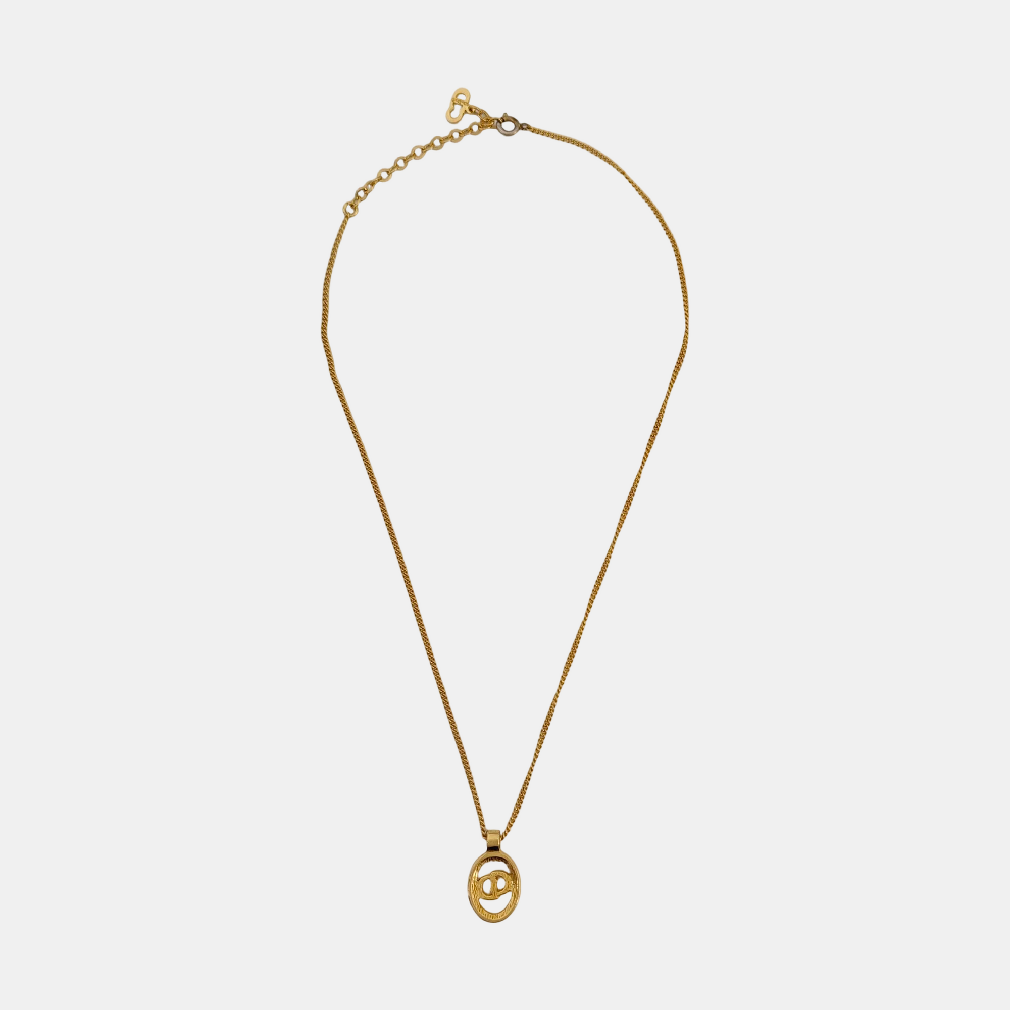 Twist Round Metal Gold Necklace