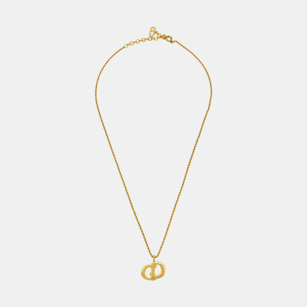 Collar de oro de metal