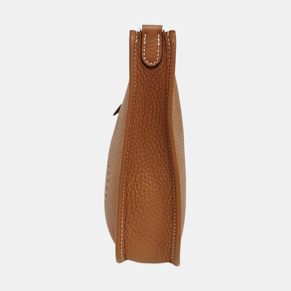 Evelyne TPM Clemence Brown