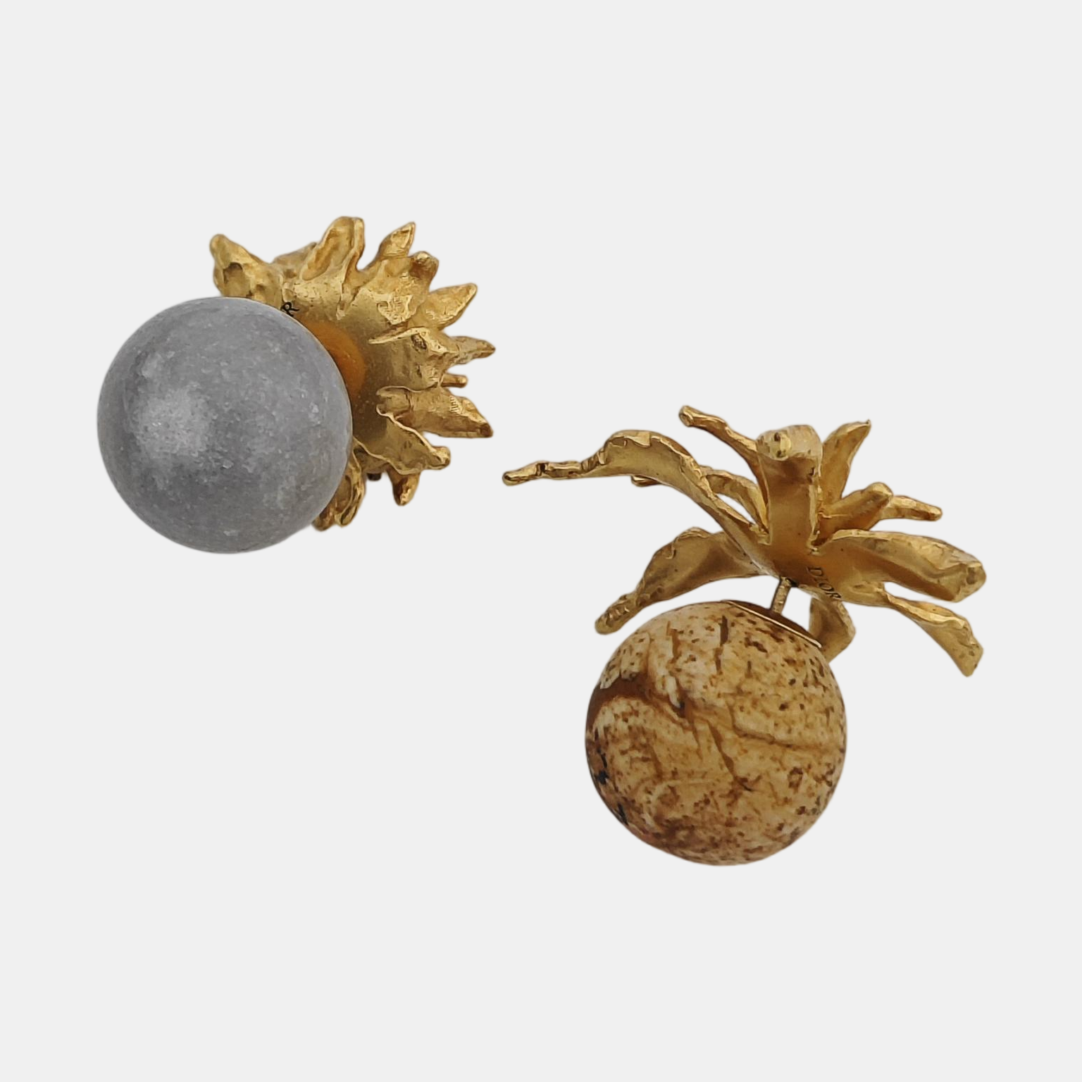 Metal Gold Stud Earrings