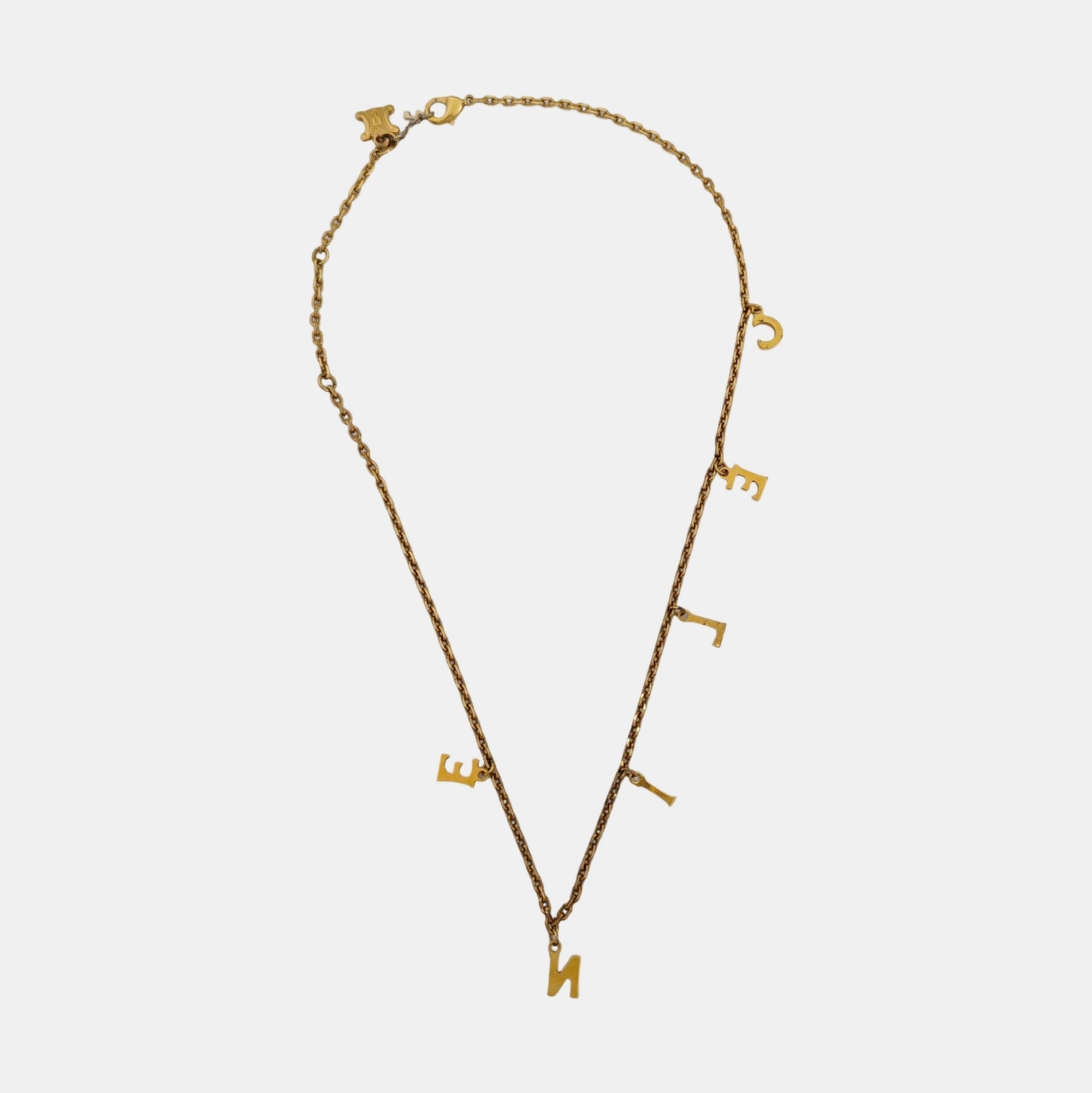Collar de metal dorado