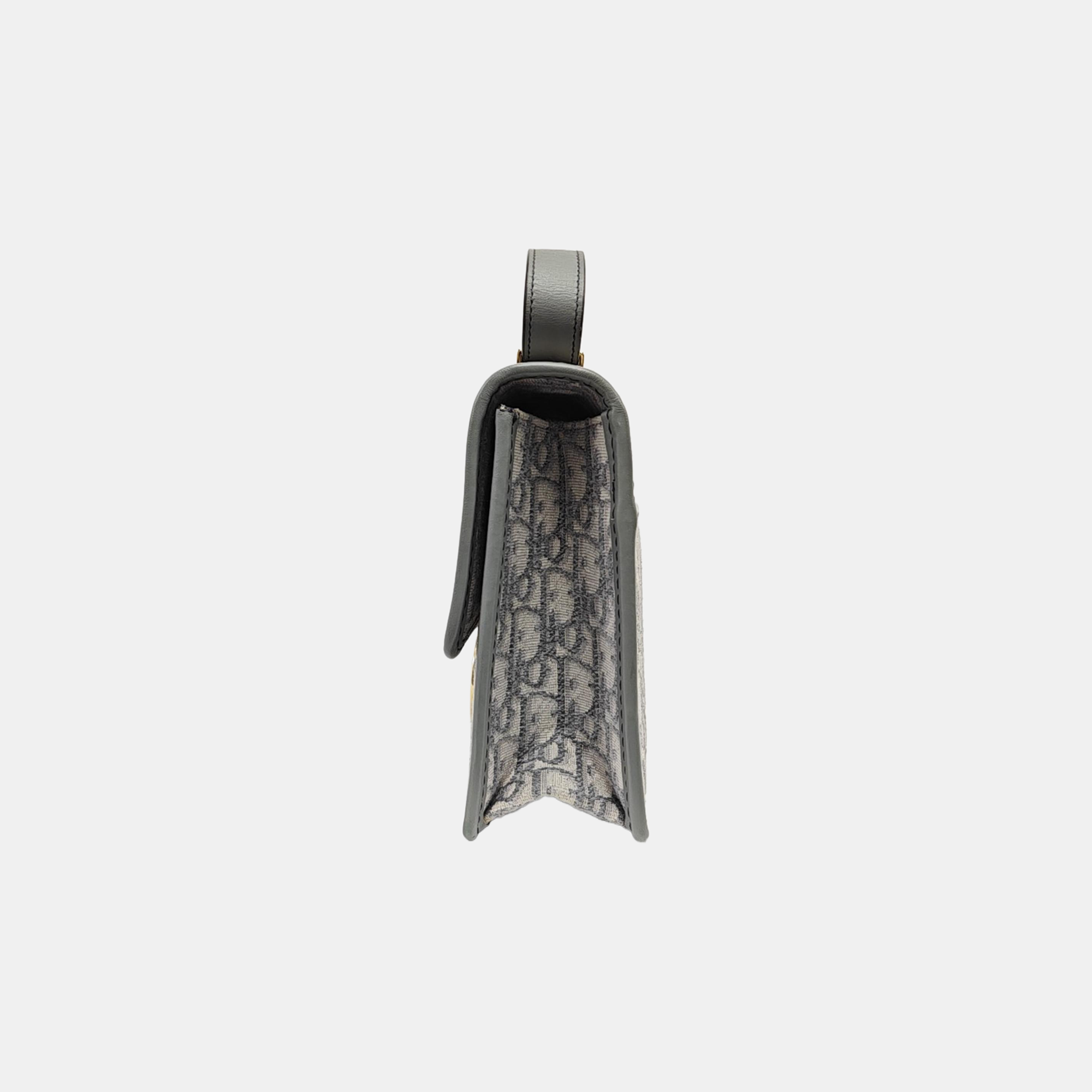 30 Montaigne Oblique Canvas Gray