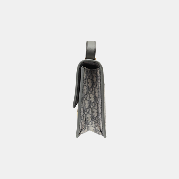 30 Montaigne Oblique Canvas Gray