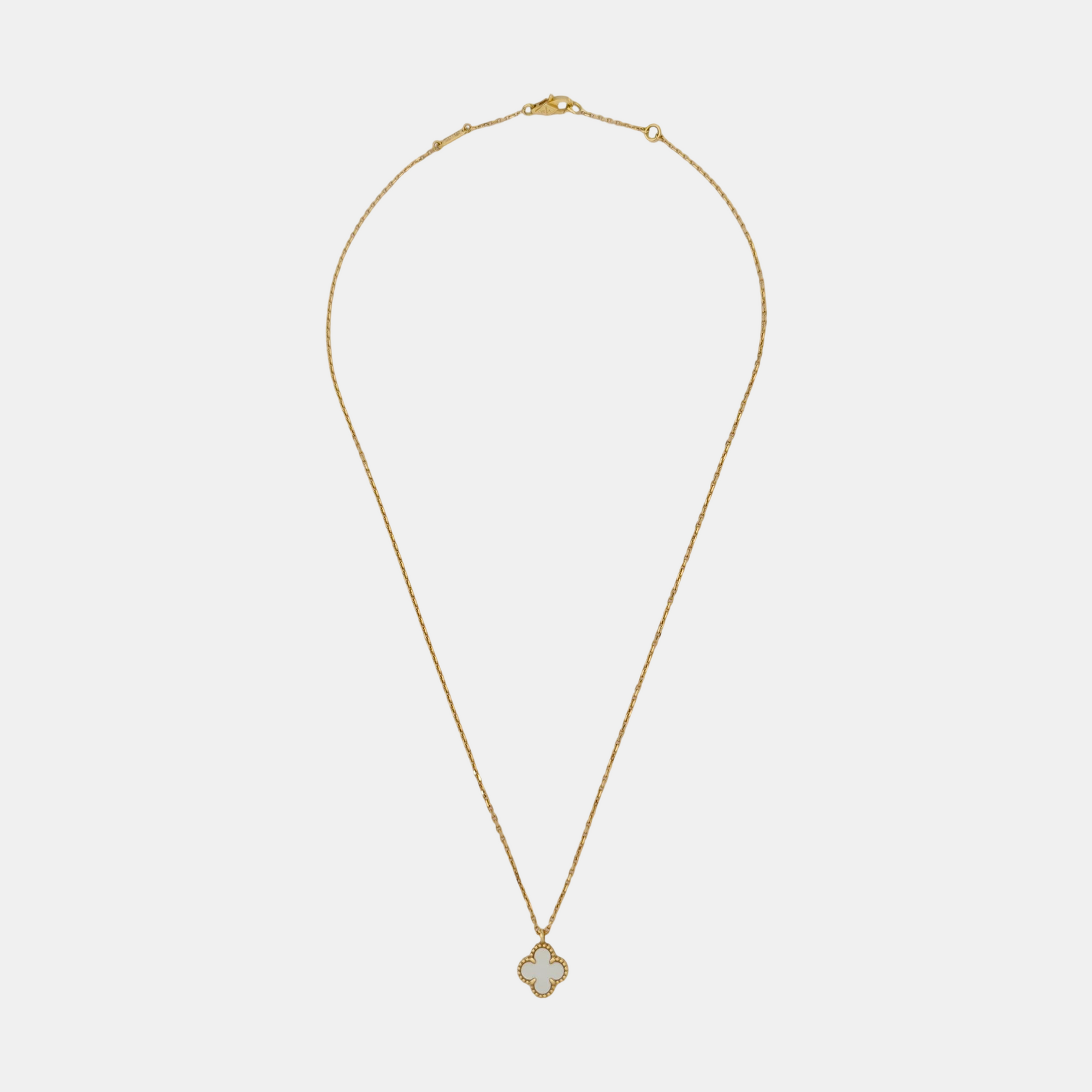 Sweet Alhambra 18k Gold Necklace