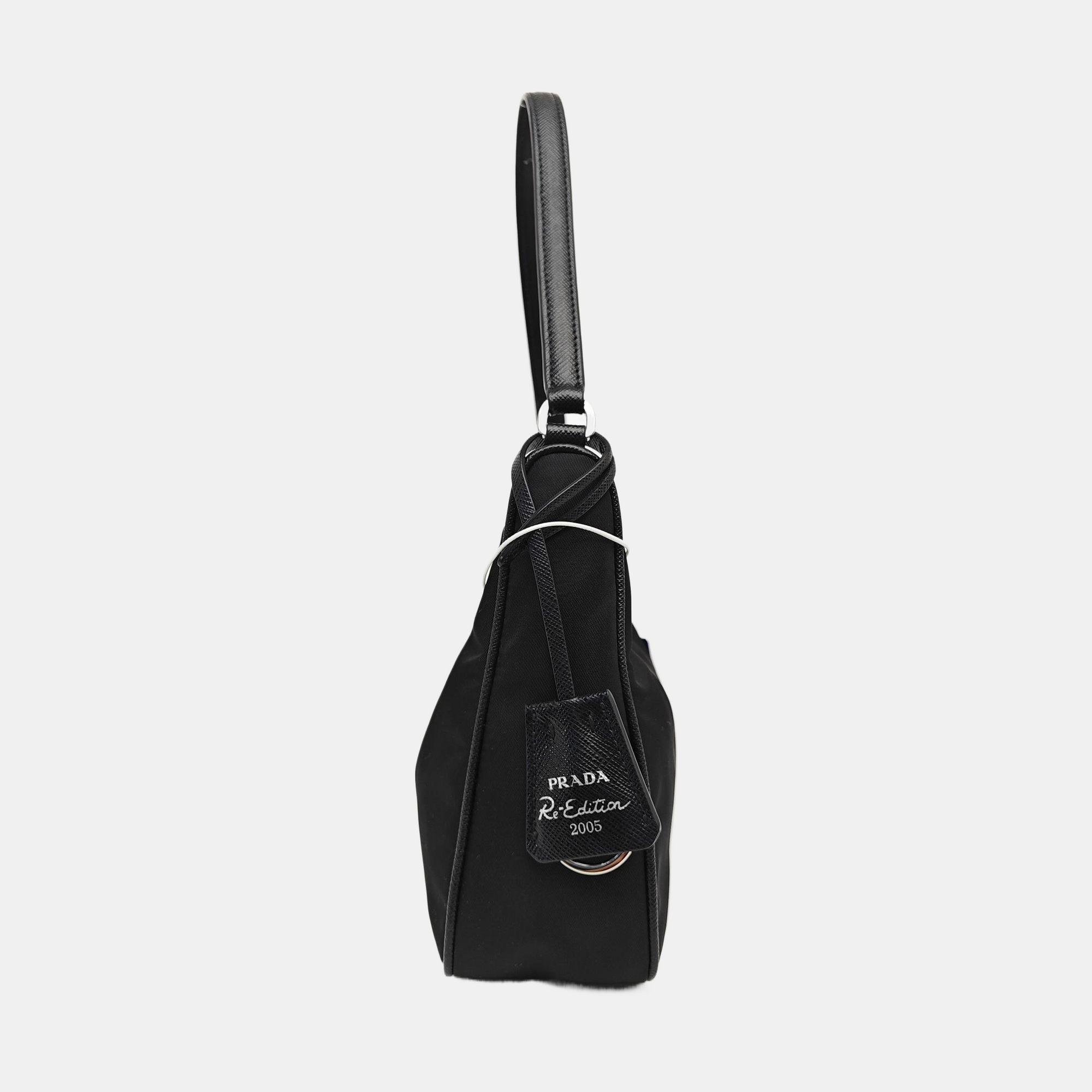Re-Edition2005 Nylon Black