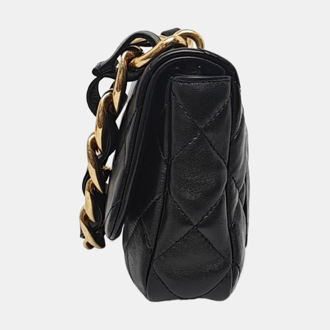 CLASSIC FLAP Quilted Lambskin Black
