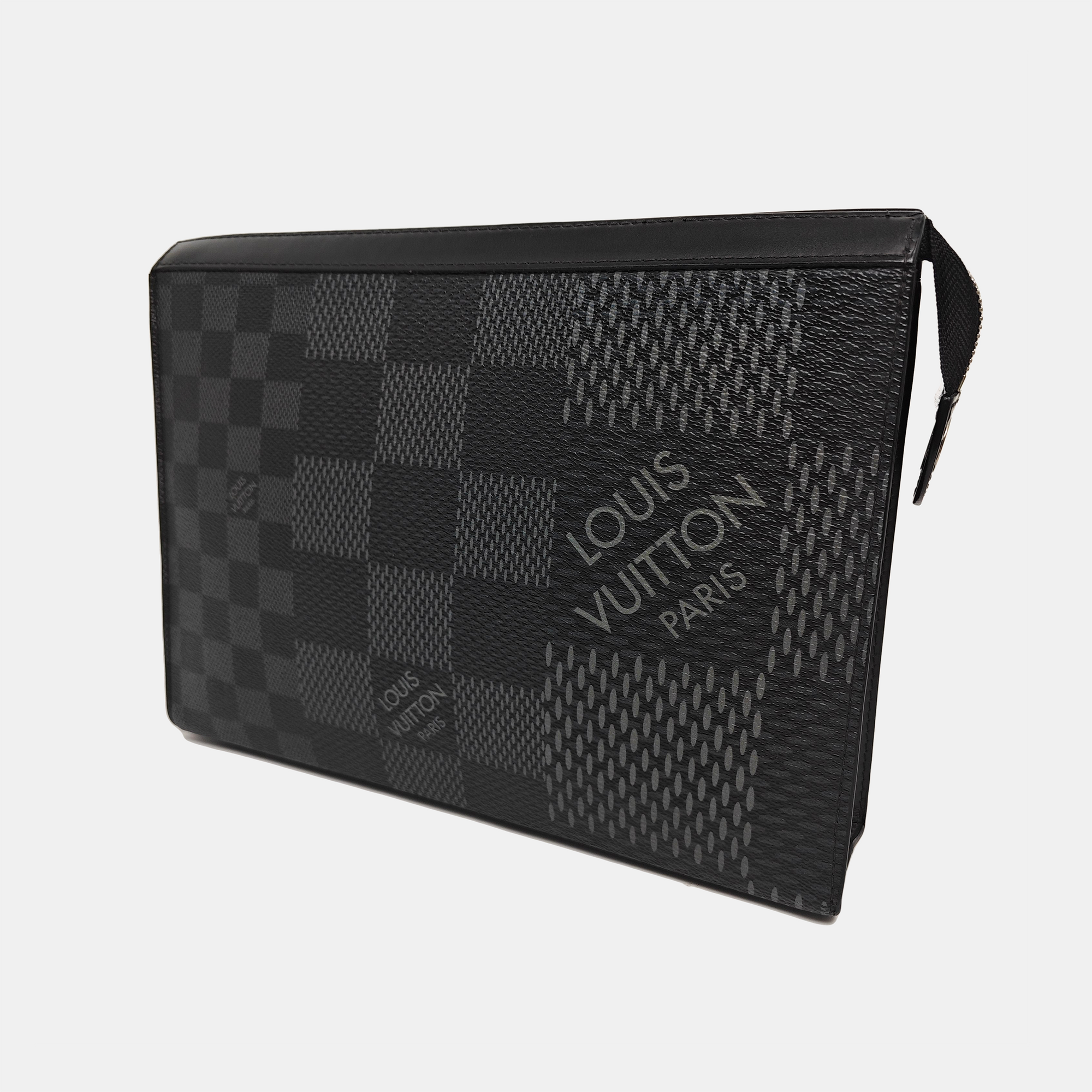 Pochette Voyag MM Damier Graphite Coated Canvas Gray