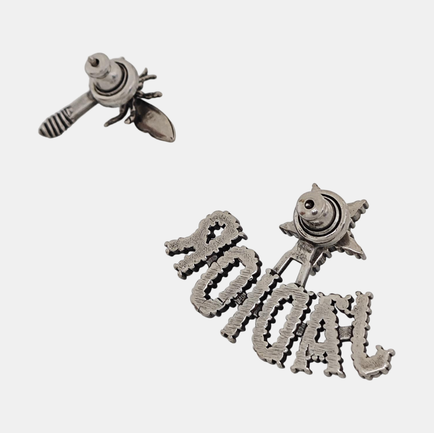 J'adior Metal Silver Stud Earrings