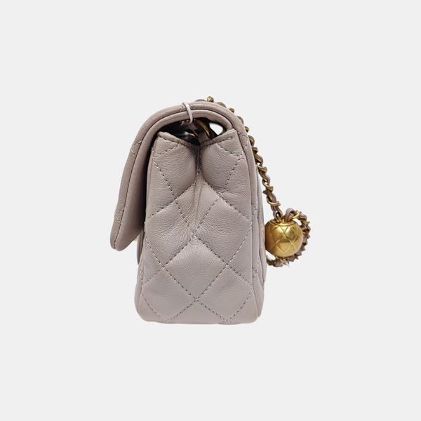 CLASSIC FLAP Mini Quilted Lambskin Pink